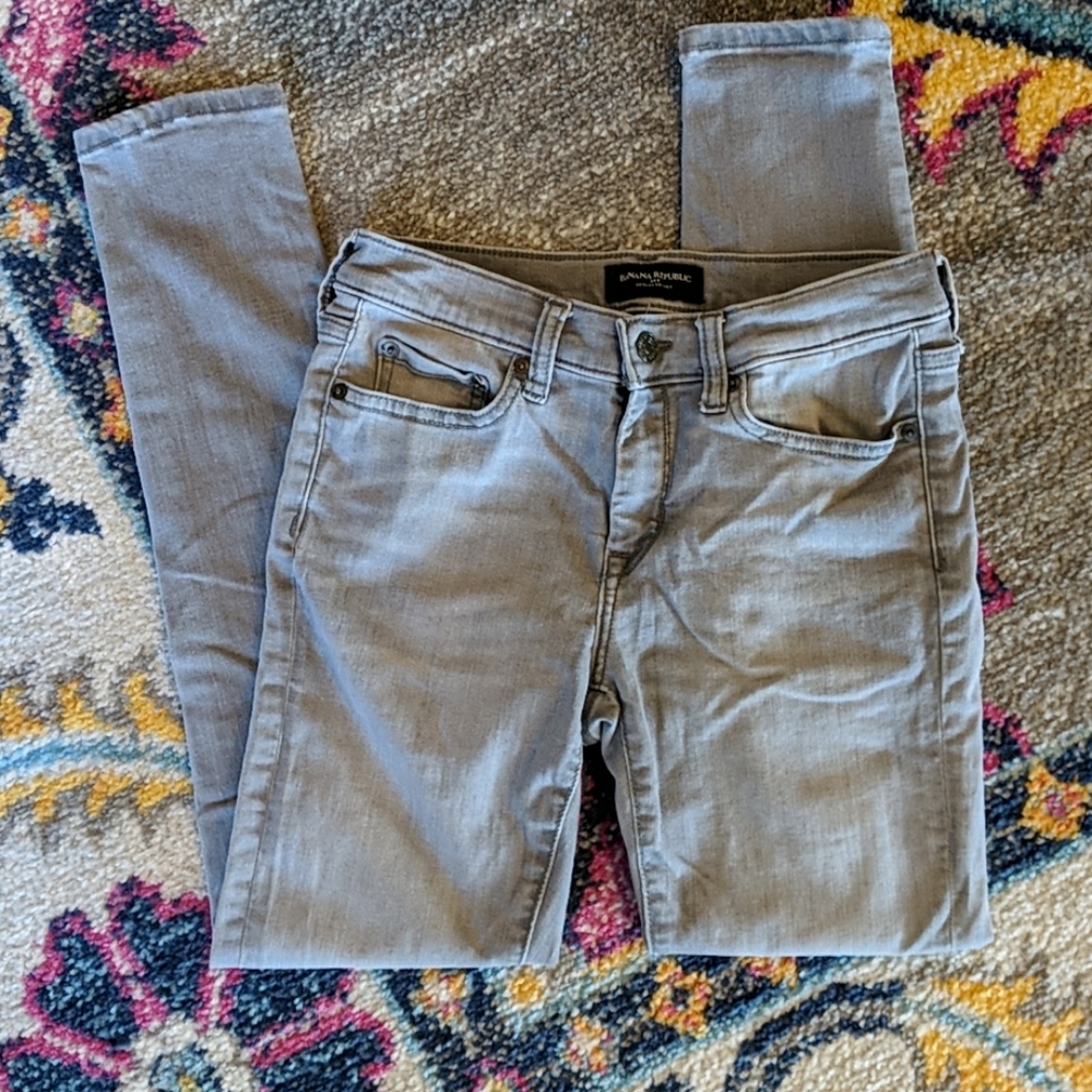 Banana Republic gray sculpt skinny jeans